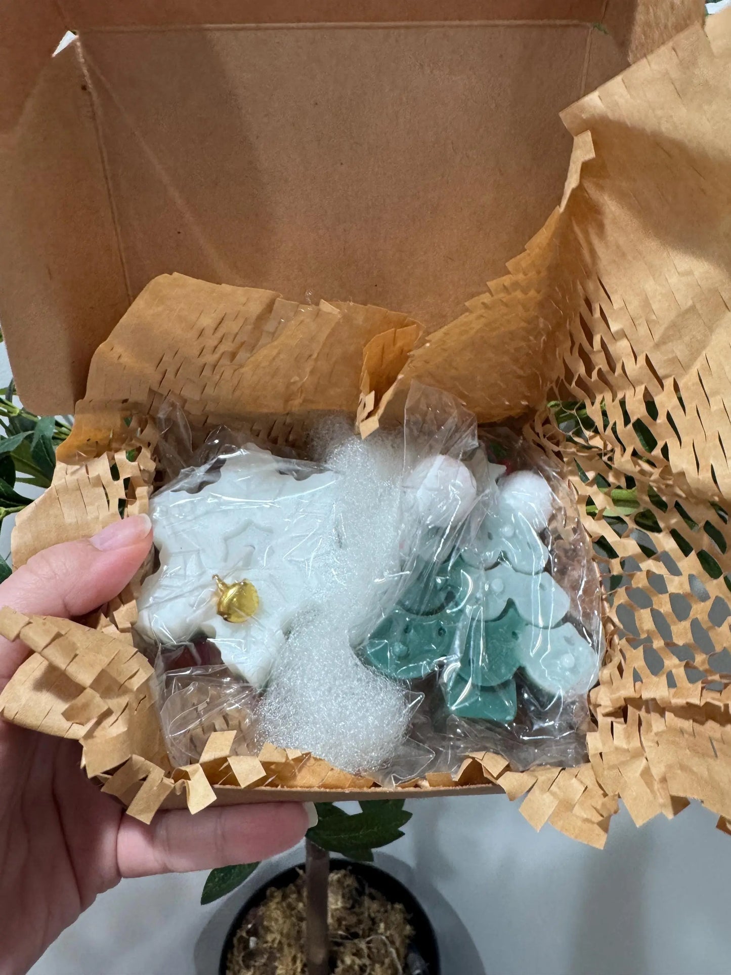 Snowflake & Christmas Tree Candle Gift Set – Christmas Scented Candles & Holiday Gift Box Twentynine Luxury