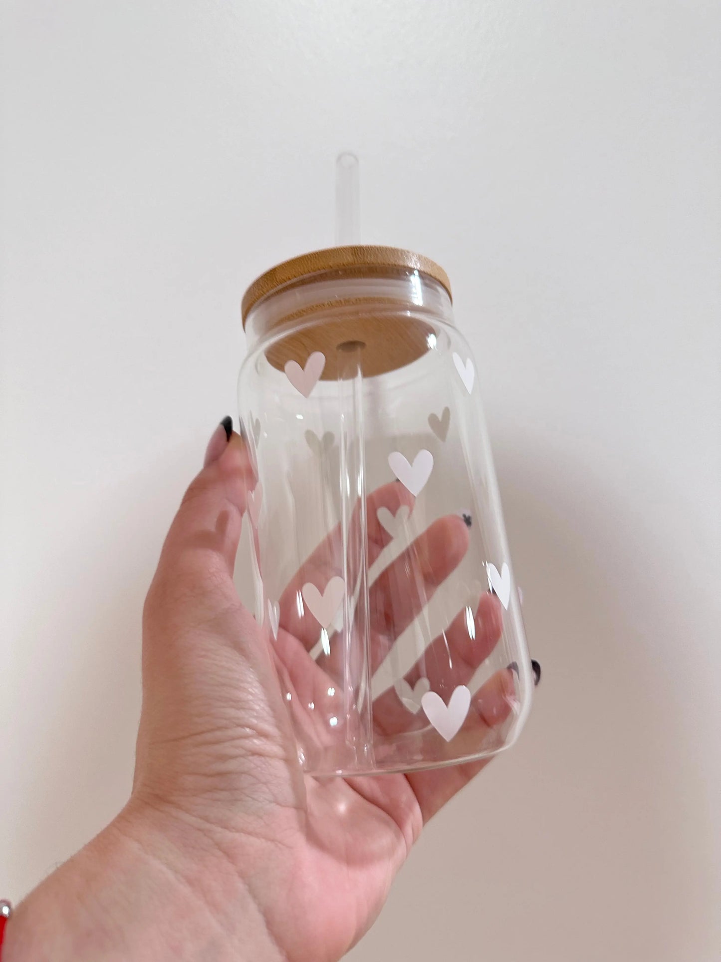 16oz Color Changing Libbey Glass Cup | Pink Heart Iced Coffee Glass | Glass Can Cup with Bamboo Lid & Straw - Twentynine Luxury